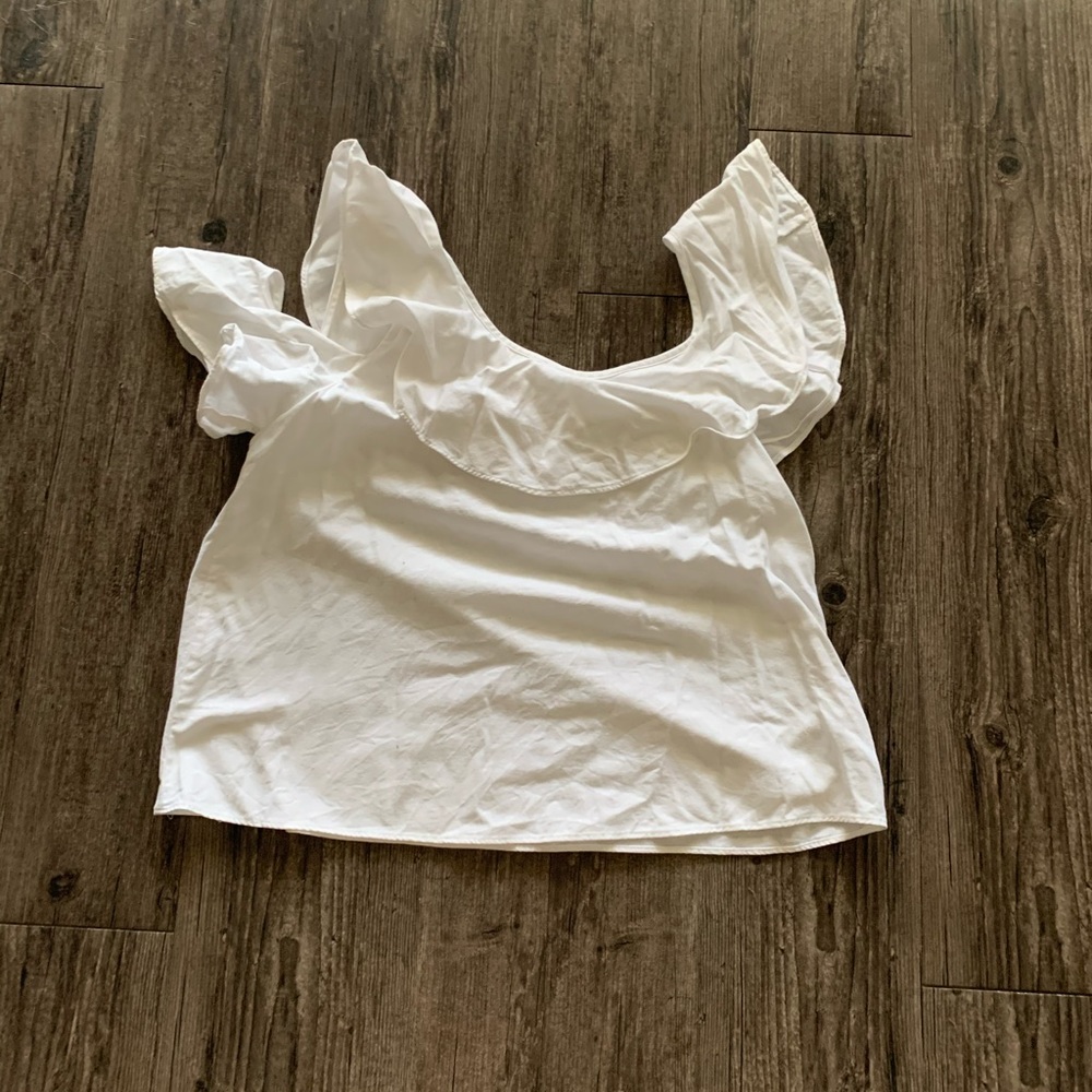 Made well Off shoulder top